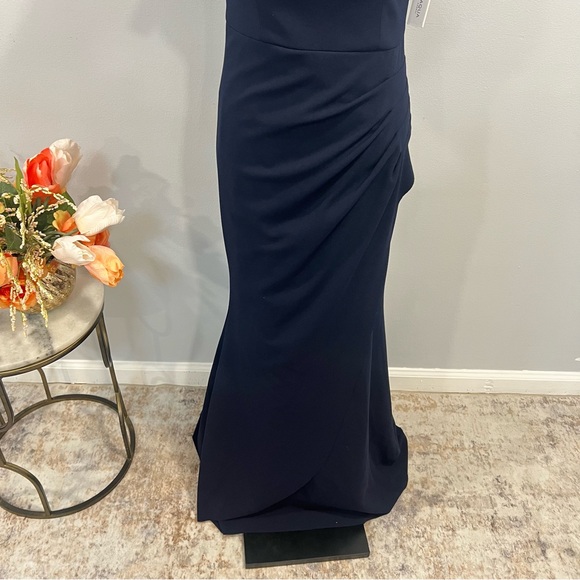 Aqua Brand Navy Blue Ruffled One Shoulder Maxi Formal Evening Gown - Reemoly - Picture 3 of 13